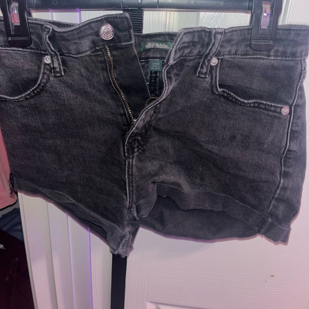 Size 2 (26r) black jean shorts - wild fable